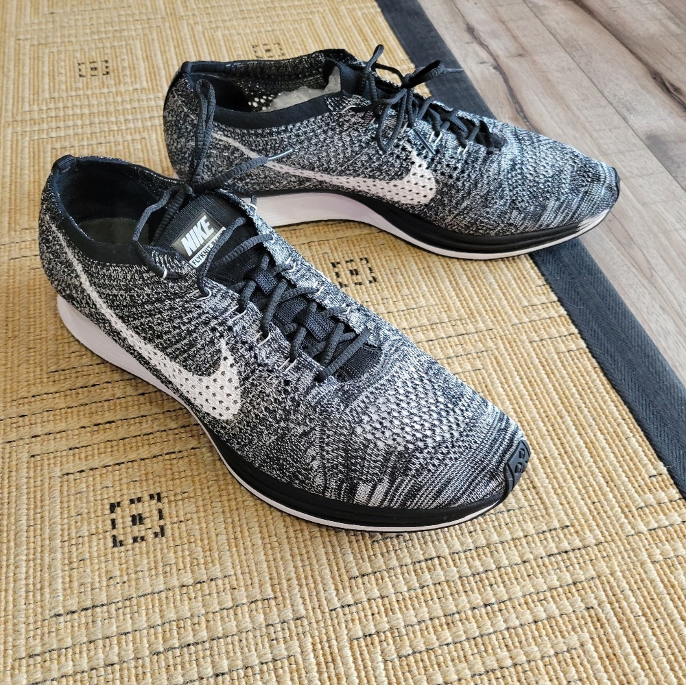 Nike Black White Flyknit Athletic Shoes - Picture 1 of 10